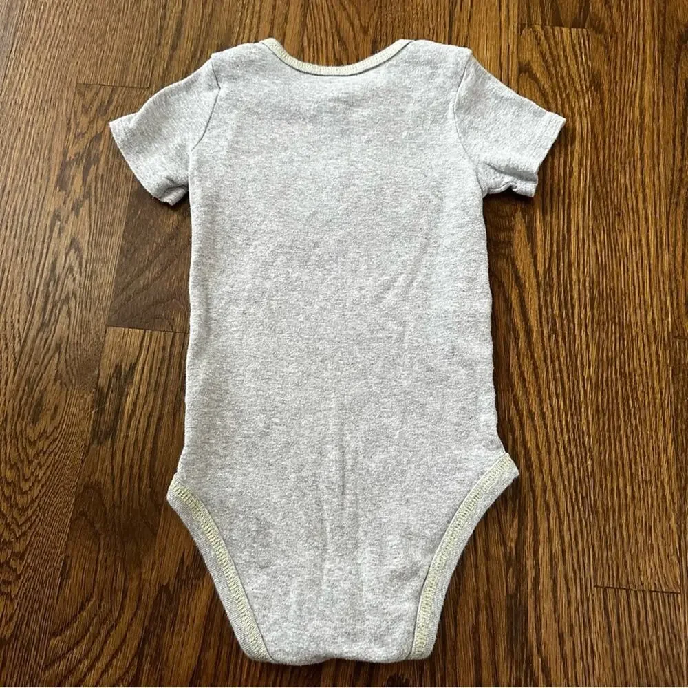 Inspirational shirt and bodysuit bundle, size 18M